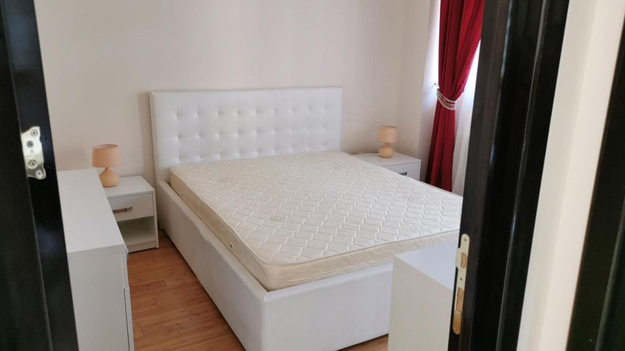 Luxurious Apartment In A Residential Complex In Copou For A Maximum Number Of 3 Persons Iasi Ngoại thất bức ảnh
